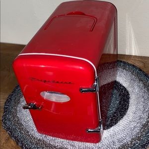 Frigidaire Mini Portable Fridge